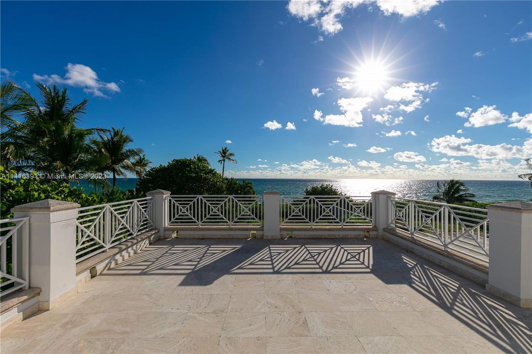 Recently Sold: $16,000,000 (5 beds, 5 baths, 4887 Square Feet)