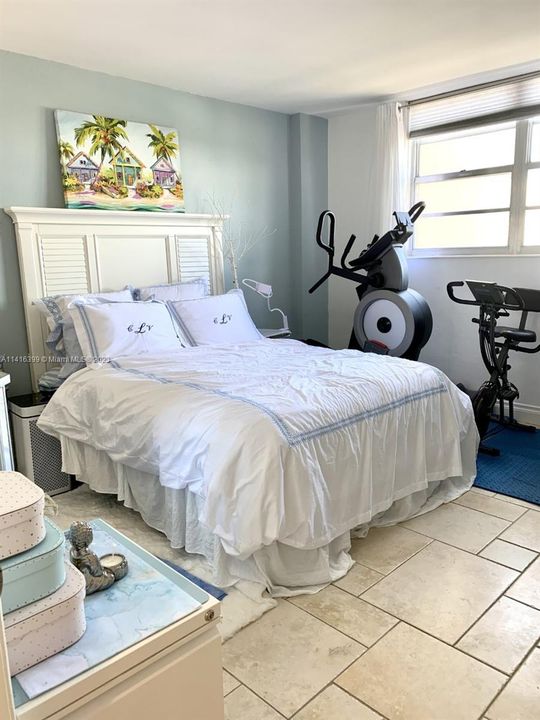 Recently Rented: $2,800 (1 beds, 1 baths, 880 Square Feet)