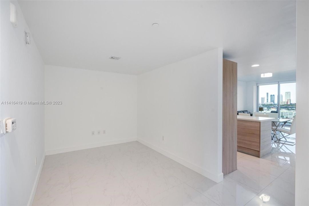 Recently Rented: $4,500 (2 beds, 2 baths, 1107 Square Feet)