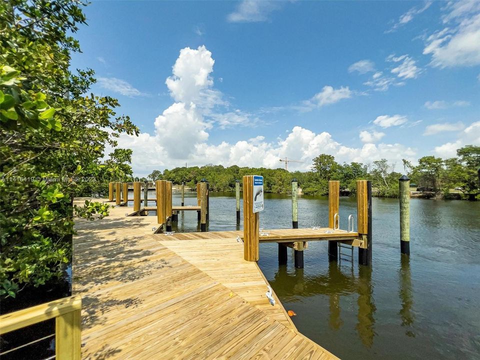 Recently Rented: $4,500 (2 beds, 2 baths, 1107 Square Feet)