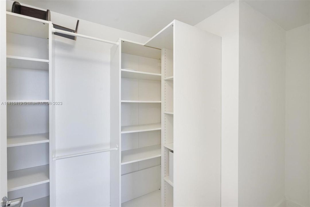 Recently Rented: $4,500 (2 beds, 2 baths, 1107 Square Feet)