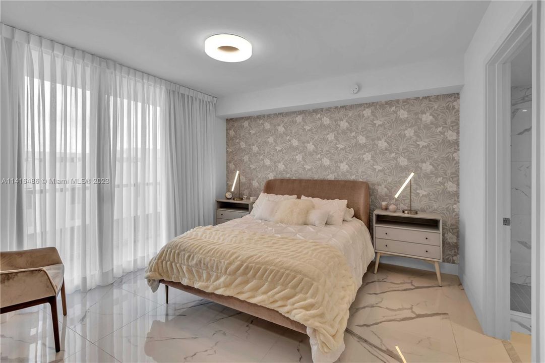 Недавно продано: $980,000 (2 спален, 2 ванн, 985 Квадратных фут)