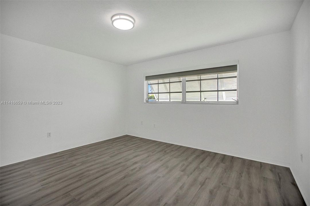 Recently Rented: $6,500 (3 beds, 2 baths, 1761 Square Feet)