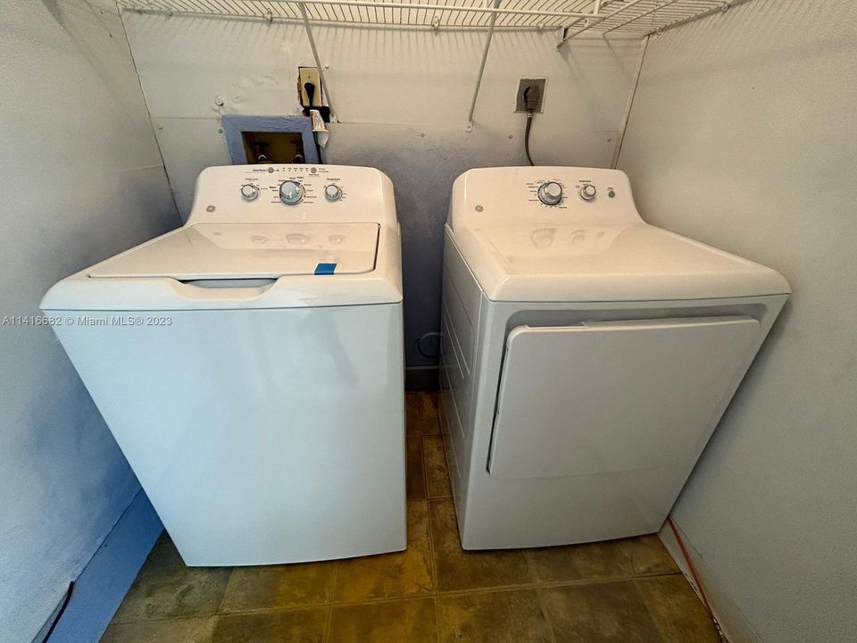 最近租的: $2,250 (2 贝兹, 1 浴室, 870 平方英尺)