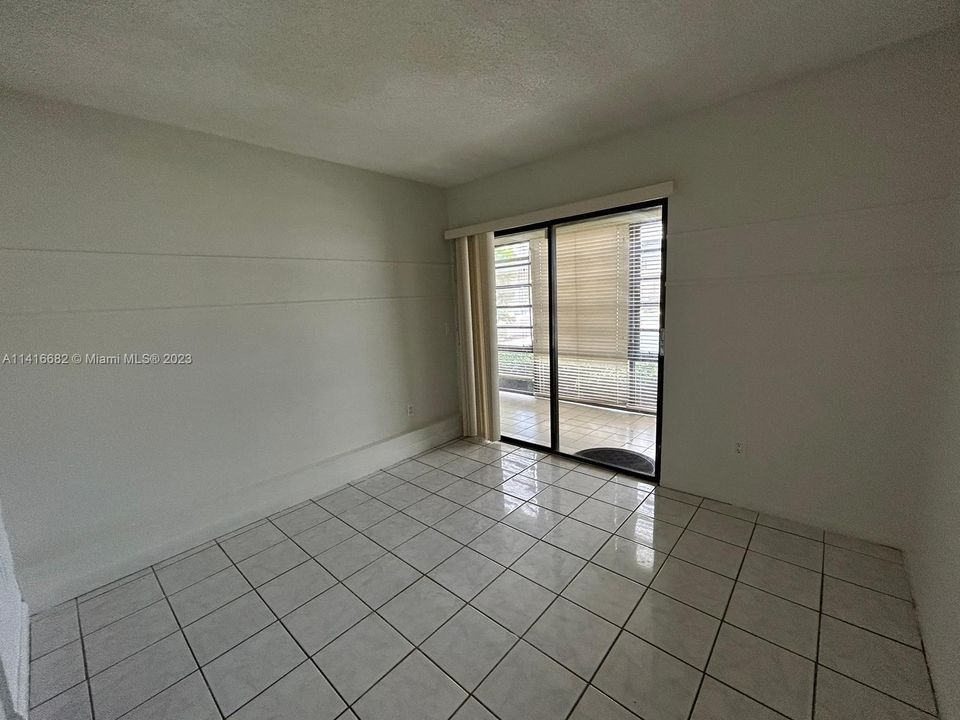 最近租的: $2,250 (2 贝兹, 1 浴室, 870 平方英尺)