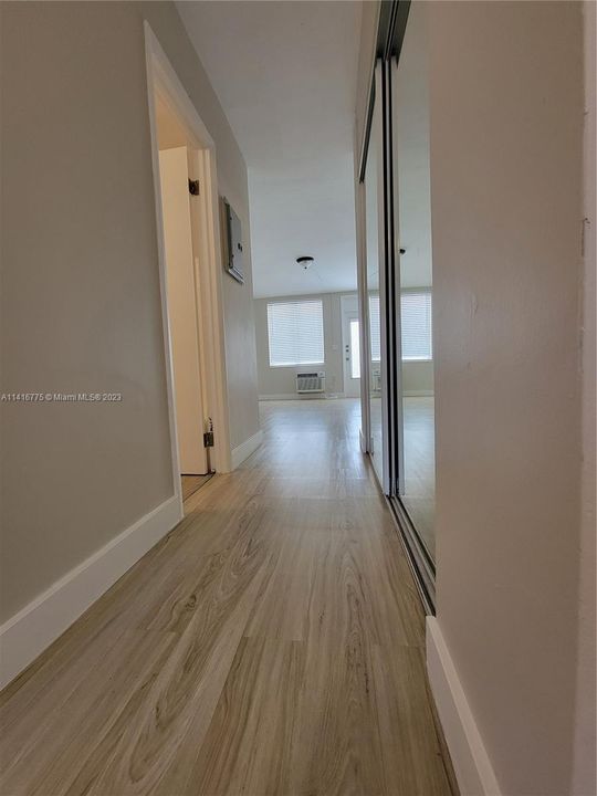 Recently Rented: $1,750 (1 beds, 1 baths, 420 Square Feet)