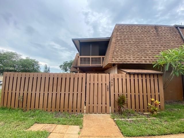 Recently Sold: $220,000 (2 beds, 2 baths, 0 Square Feet)