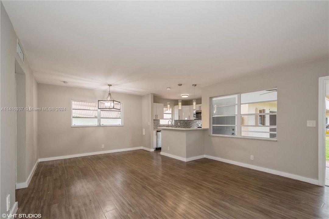 Recently Sold: $155,000 (2 beds, 2 baths, 968 Square Feet)