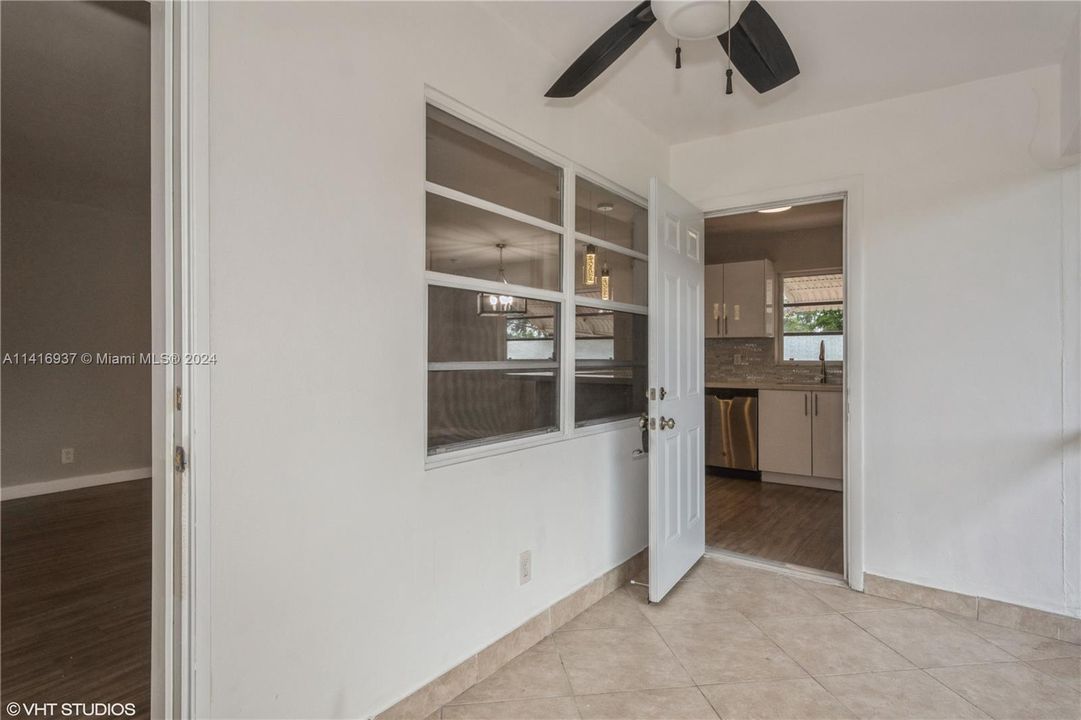 Recently Sold: $155,000 (2 beds, 2 baths, 968 Square Feet)