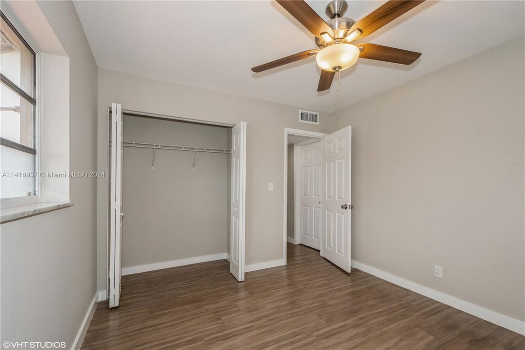 Recently Sold: $155,000 (2 beds, 2 baths, 968 Square Feet)