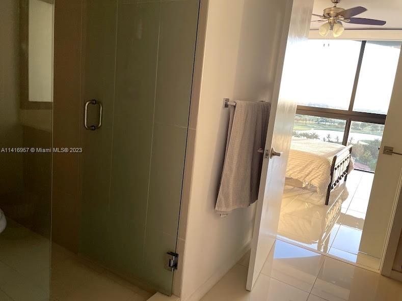 Recientemente alquilado: $3,000 (2 camas, 1 baños, 777 Pies cuadrados)