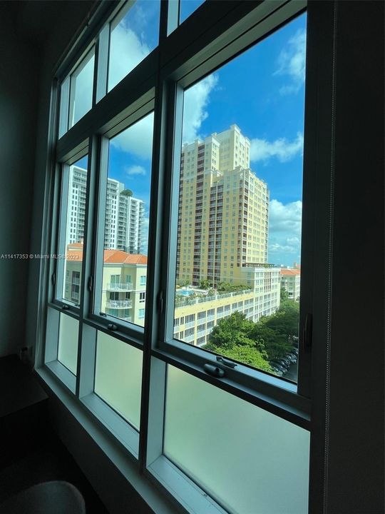 Recently Rented: $3,000 (1 beds, 1 baths, 890 Square Feet)