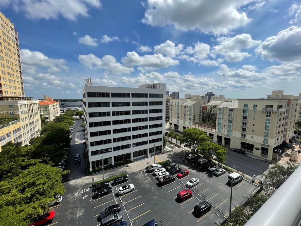 Recently Rented: $3,000 (1 beds, 1 baths, 890 Square Feet)