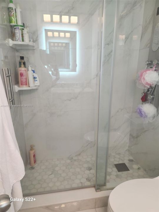 Recently Rented: $2,800 (3 beds, 2 baths, 1417 Square Feet)