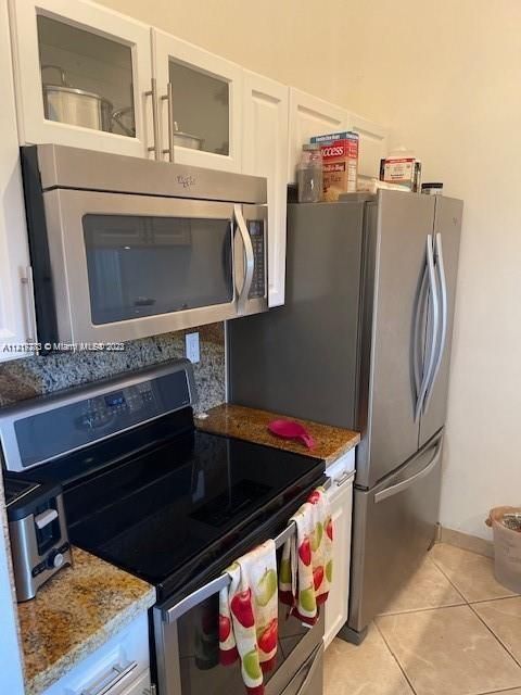 Recently Sold: $249,999 (2 beds, 2 baths, 800 Square Feet)