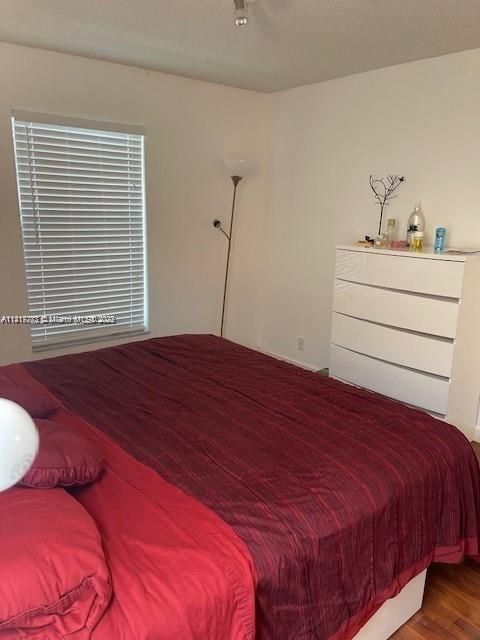 Recently Sold: $249,999 (2 beds, 2 baths, 800 Square Feet)