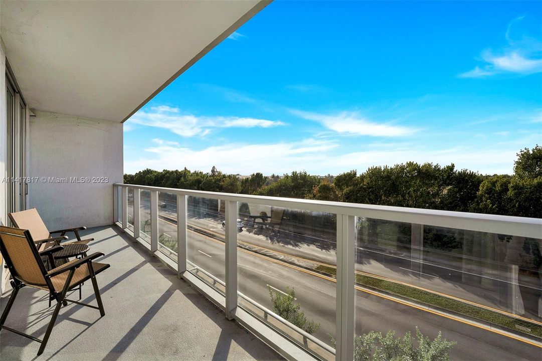 Recently Rented: $3,300 (2 beds, 2 baths, 1244 Square Feet)