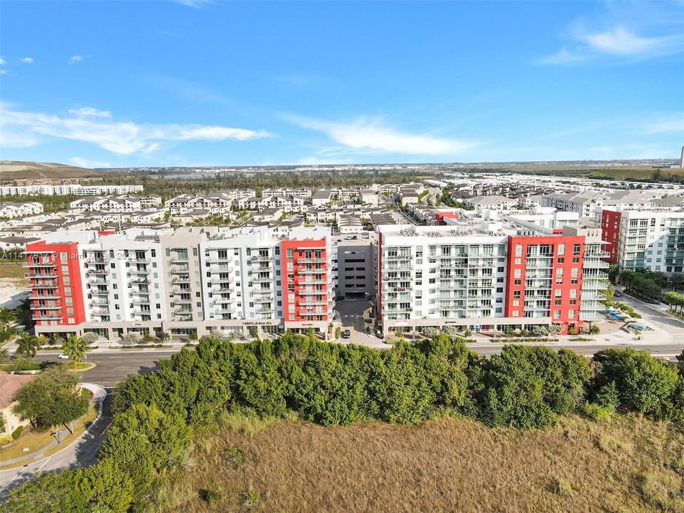 Recently Rented: $3,300 (2 beds, 2 baths, 1244 Square Feet)