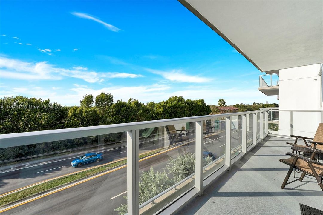 Recently Rented: $3,300 (2 beds, 2 baths, 1244 Square Feet)