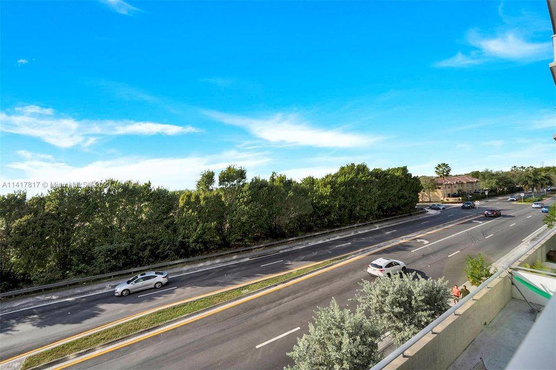 Recently Rented: $3,300 (2 beds, 2 baths, 1244 Square Feet)