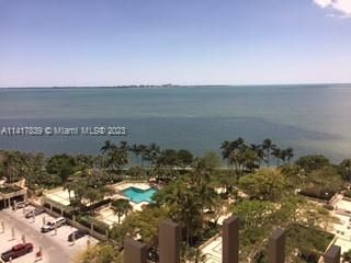 Recently Sold: $2,199,000 (3 beds, 2 baths, 2614 Square Feet)