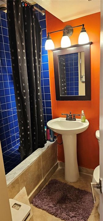 Recently Sold: $349,000 (2 beds, 2 baths, 792 Square Feet)