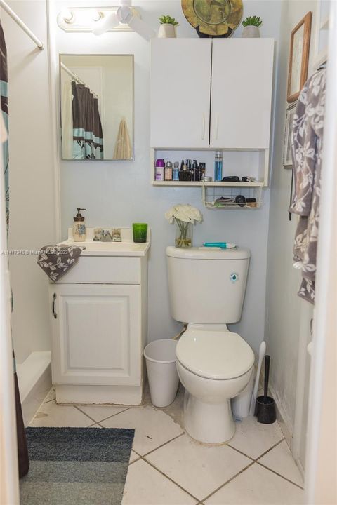 Recently Sold: $689,000 (4 beds, 4 baths, 2337 Square Feet)