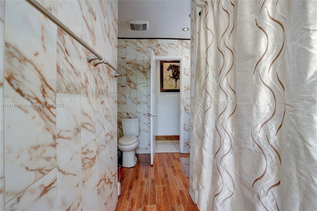 Recently Sold: $559,000 (3 beds, 2 baths, 1732 Square Feet)