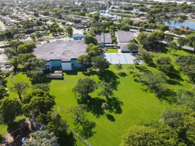 Recently Rented: $5,000 (4 beds, 2 baths, 1773 Square Feet)