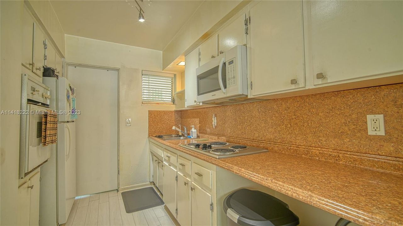 Vendido Recientemente: $599,000 (0 camas, 0 baños, 1790 Pies cuadrados)