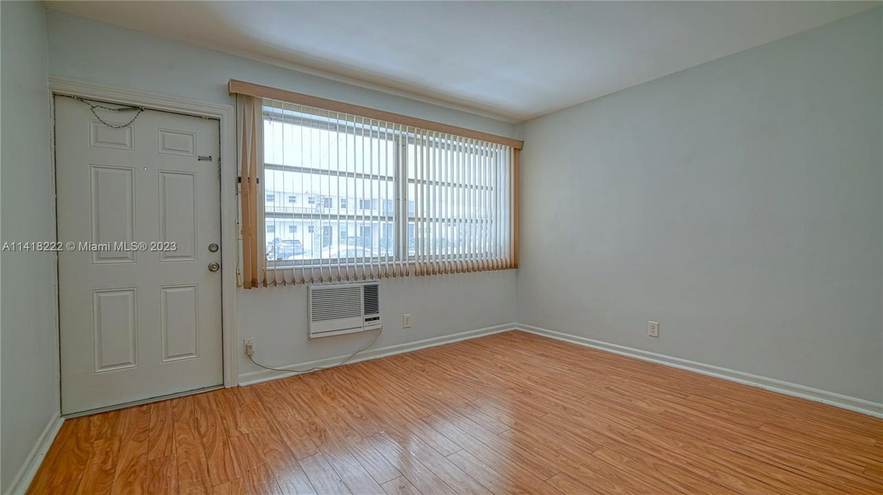 Vendido Recientemente: $599,000 (0 camas, 0 baños, 1790 Pies cuadrados)