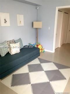 Recientemente alquilado: $3,700 (2 camas, 2 baños, 1169 Pies cuadrados)