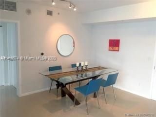 Recientemente alquilado: $3,700 (2 camas, 2 baños, 1169 Pies cuadrados)