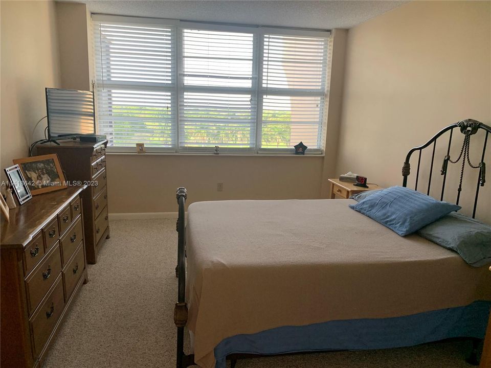 Vendido Recientemente: $176,000 (2 camas, 2 baños, 980 Pies cuadrados)