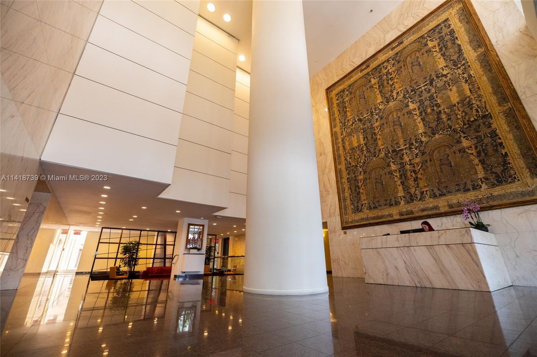 Recently Sold: $575,000 (1 beds, 1 baths, 1117 Square Feet)