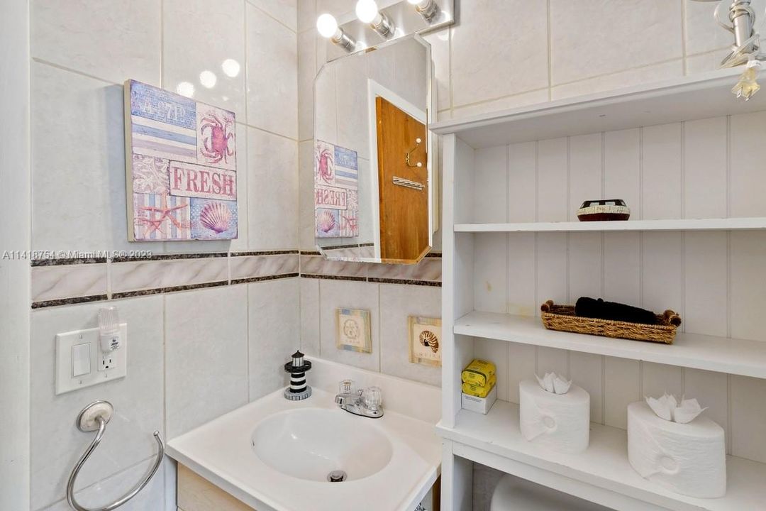 Recently Sold: $219,950 (0 beds, 1 baths, 440 Square Feet)