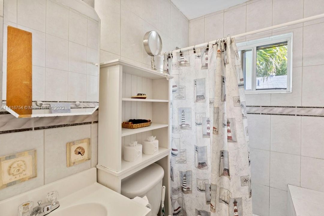 Recently Sold: $219,950 (0 beds, 1 baths, 440 Square Feet)