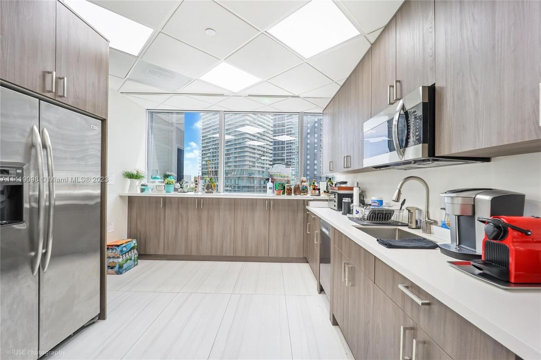 Recently Sold: $3,250,000 (0 beds, 0 baths, 0 Square Feet)