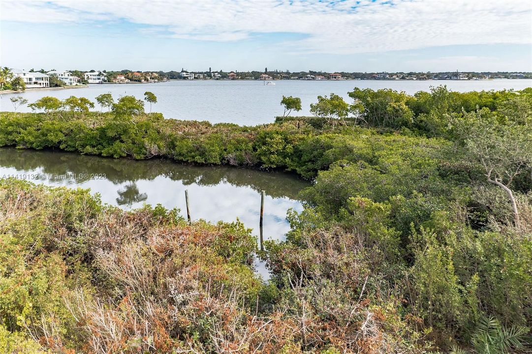 На продажу: $4,850,000 (2.00 acres)