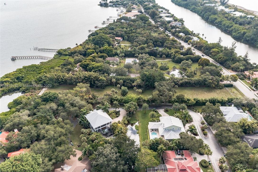 На продажу: $4,850,000 (2.00 acres)