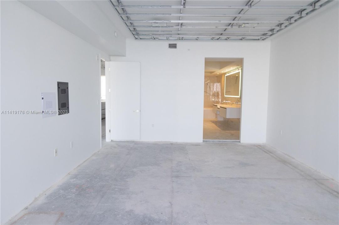 Недавно продано: $3,400,000 (3 спален, 4 ванн, 2918 Квадратных фут)