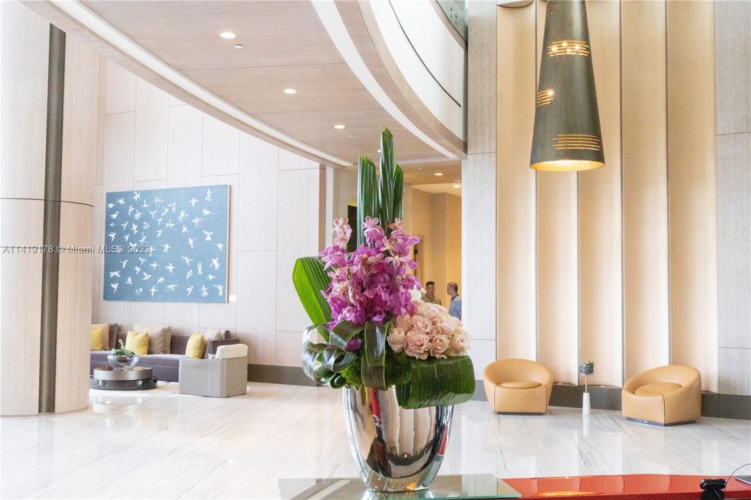 Недавно продано: $3,400,000 (3 спален, 4 ванн, 2918 Квадратных фут)