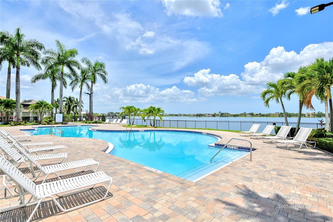 Community Lake Front Pool!