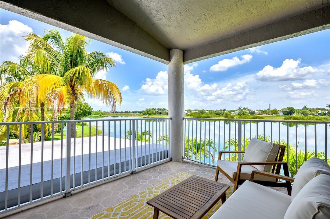 Private Balcony Primary Bedroom!