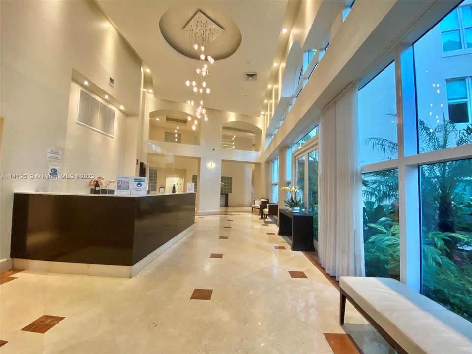 Recently Sold: $1,069,000 (2 beds, 2 baths, 2020 Square Feet)