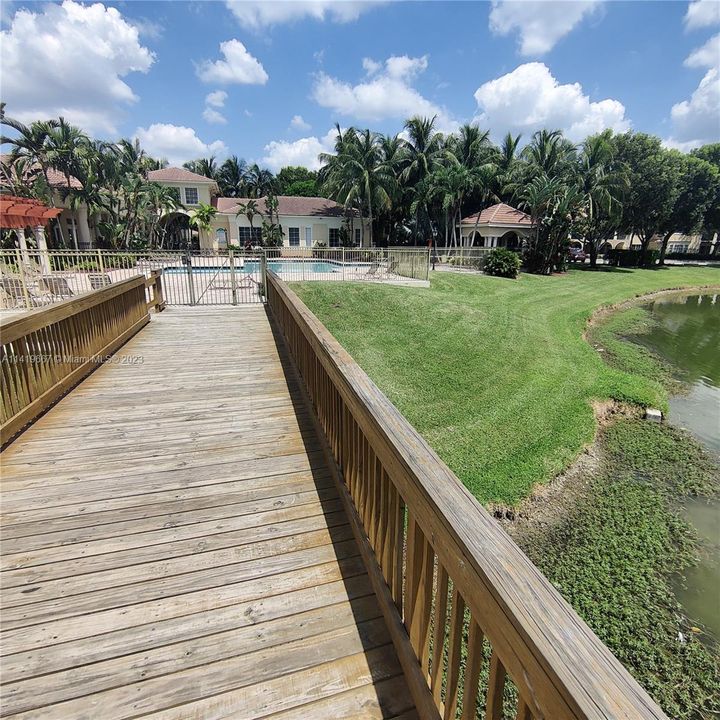 Recently Rented: $1,950 (1 beds, 1 baths, 817 Square Feet)