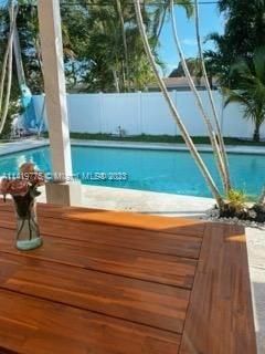 Recently Rented: $3,500 (2 beds, 2 baths, 1006 Square Feet)