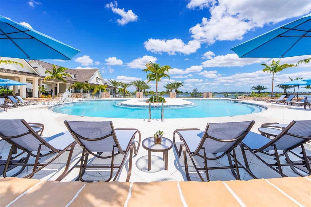 最近租的: $5,000 (5 贝兹, 4 浴室, 3360 平方英尺)