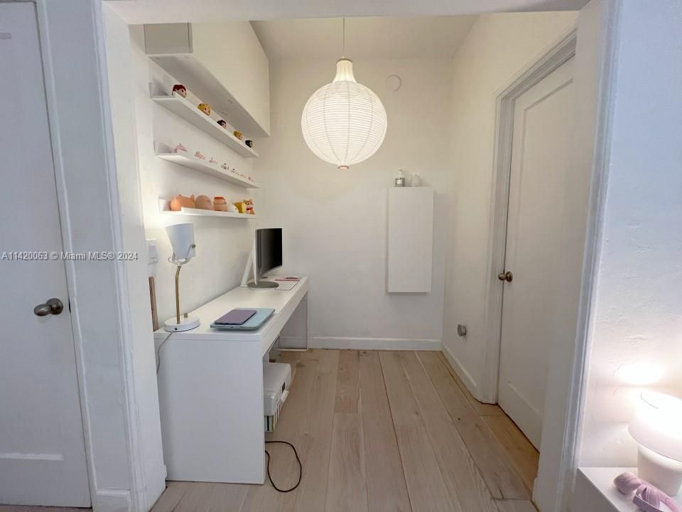 Недавно продано: $189,900 (1 спален, 1 ванн, 420 Квадратных фут)