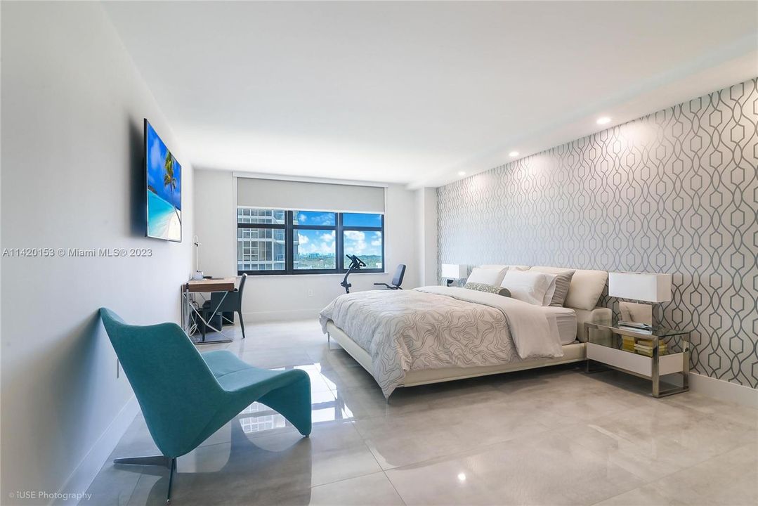 Large Master Bedroom